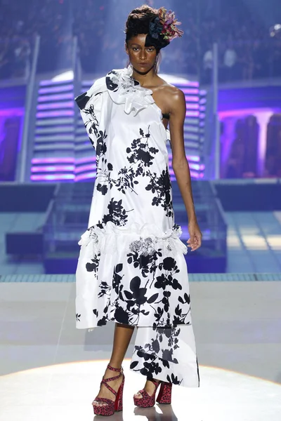 Look 43